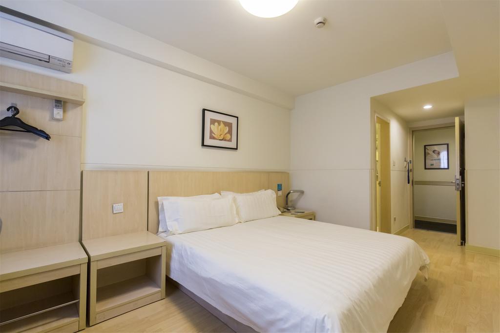 Jinjiang Inn Wuhan Jianghan Road Subway Station Jiangtan Pedestrain Street Εξωτερικό φωτογραφία