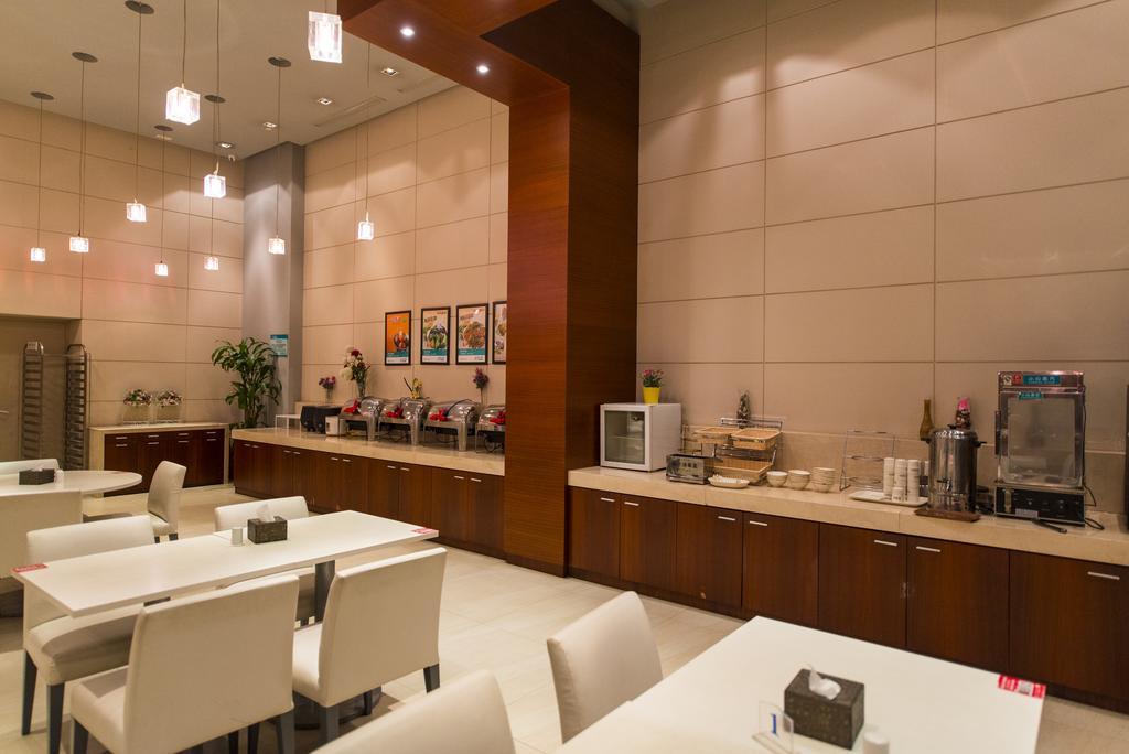 Jinjiang Inn Wuhan Jianghan Road Subway Station Jiangtan Pedestrain Street Εξωτερικό φωτογραφία