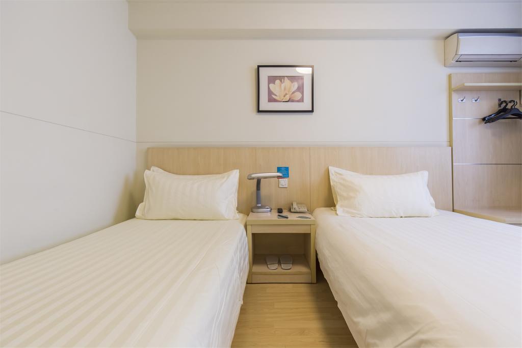 Jinjiang Inn Wuhan Jianghan Road Subway Station Jiangtan Pedestrain Street Εξωτερικό φωτογραφία